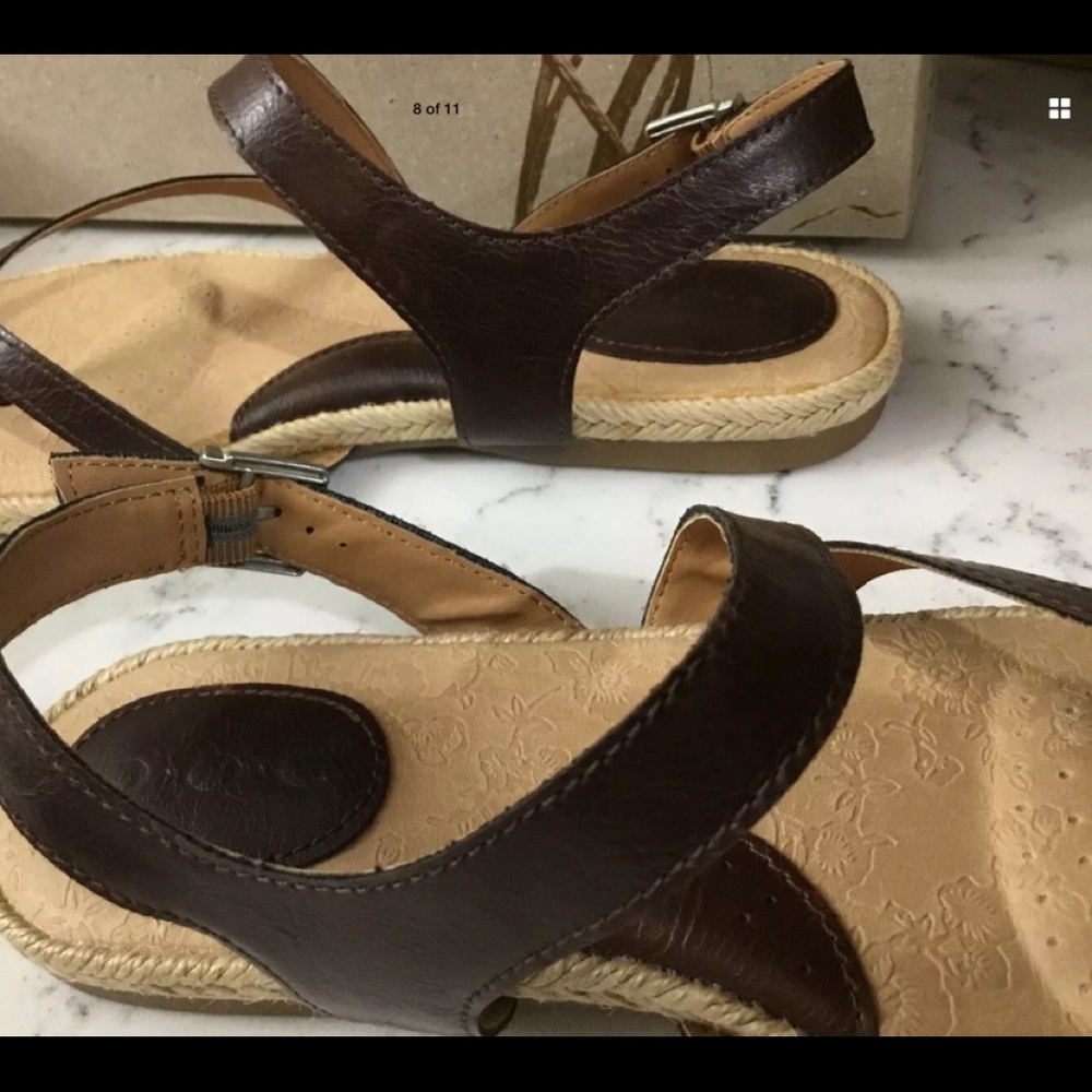 B.O.C Lucila Flat Thong Slingback Sandals
Brown 8M - Picture 8 of 8